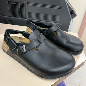 Birkenstock nursing clogs